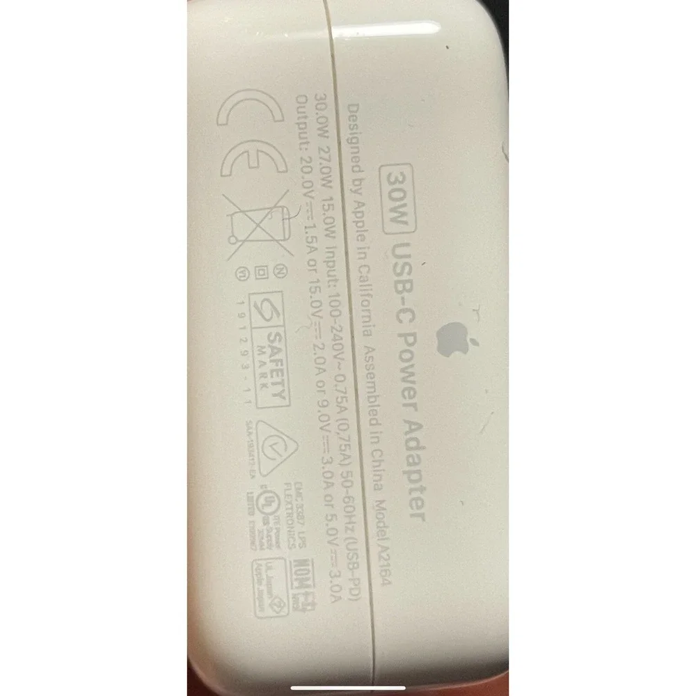 Apple - 30W USB-C Power Adapter -‎ White